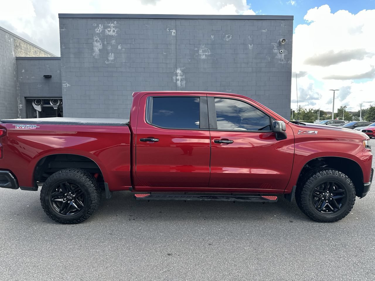 Used 2021 Chevrolet Silverado 1500 LT Trail Boss AWD/4WD image 18