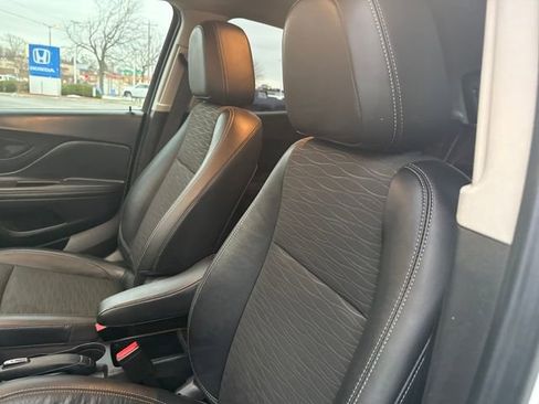 Used 2015 Buick Encore Base image 12