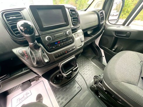 Used 2023 RAM ProMaster 2500 image 26