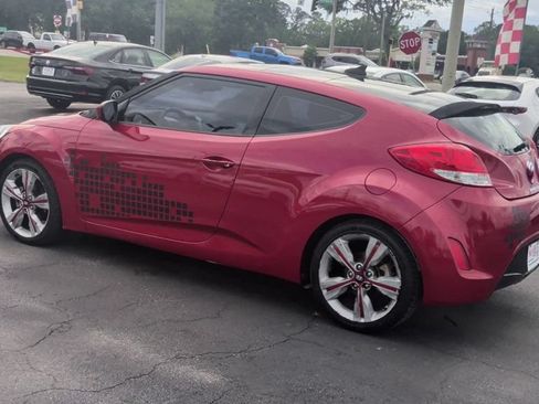 Used 2016 Hyundai Veloster w/ Option Group 02 FWD image 6