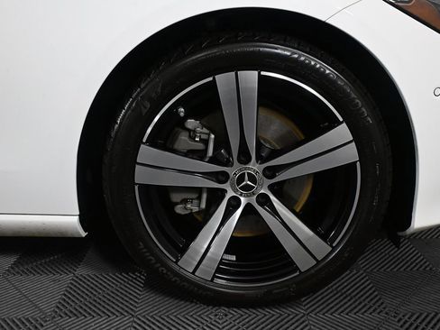Used 2025 Mercedes-Benz C 300 Sedan image 35