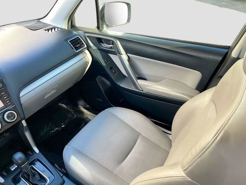 Used 2016 Subaru Forester 2.5i Touring w/ Eyesight & Navigation System image 24