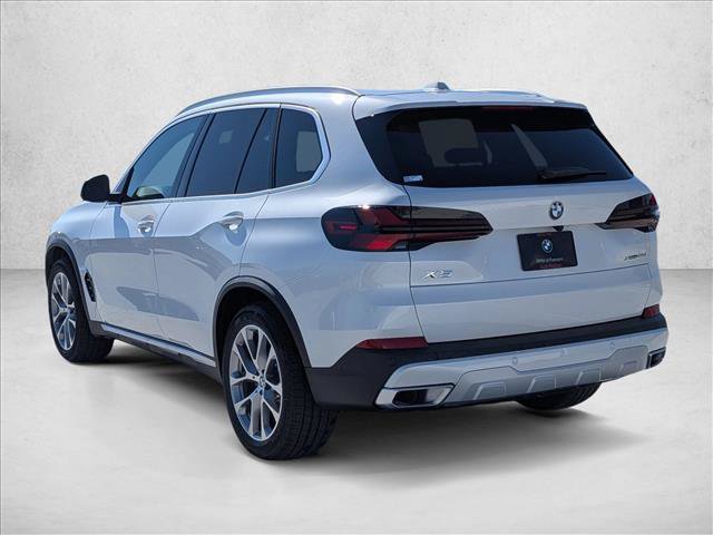 Used 2026 BMW X5 xDrive40i w/ Parking Assistance Package AWD/4WD image 9