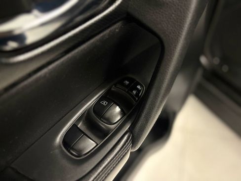 Used 2016 Nissan Rogue SL w/ SL Premium Package image 24