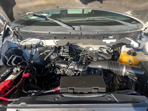 Used 2014 Ford F150 XL w/ Trailer Tow Package image 11