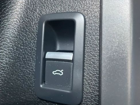 Used 2019 Audi Q5 2.0T Premium Plus w/ Premium Plus Package AWD/4WD image 15