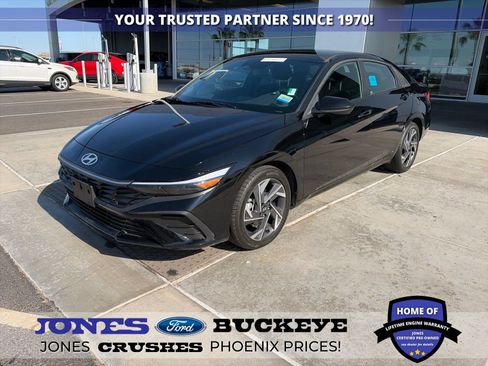 Used 2025 Hyundai Elantra Sport FWD image 1