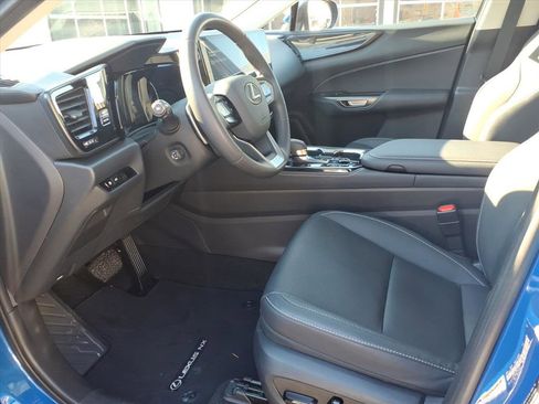Certified 2022 Lexus NX 350 AWD w/ Premium Package image 15
