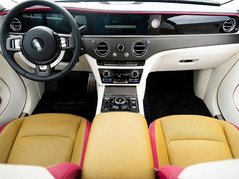 Certified 2024 Rolls-Royce Spectre Base w/ Spectre Launch Package image 4