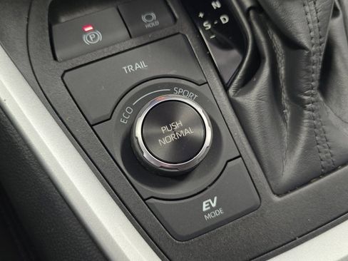 Certified 2024 Toyota RAV4 SE AWD/4WD image 27