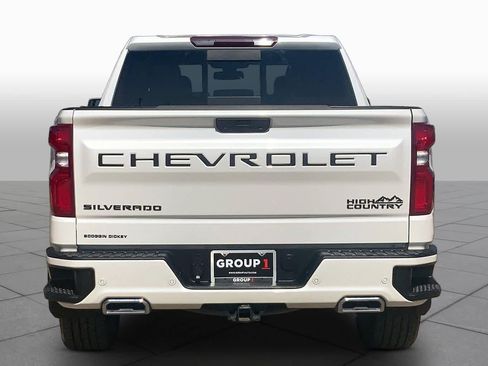 Used 2022 Chevrolet Silverado 1500 High Country w/ LPO, Dark Essentials Package AWD/4WD image 5