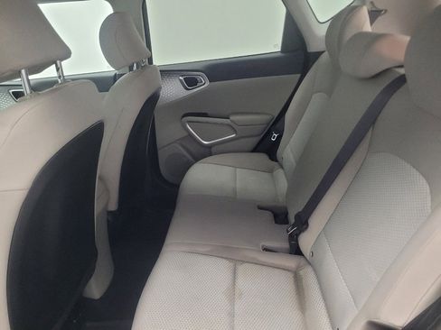 Used 2020 Kia Soul LX FWD image 18