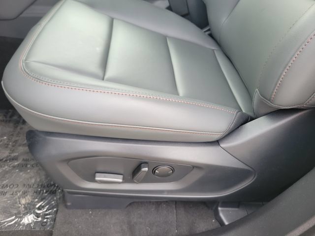 New 2026 Ford Explorer Active w/ Active Comfort Package RWD image 22