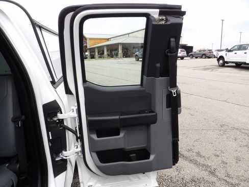 Used 2021 Ford F150 XL w/ Equipment Group 101A High AWD/4WD image 29