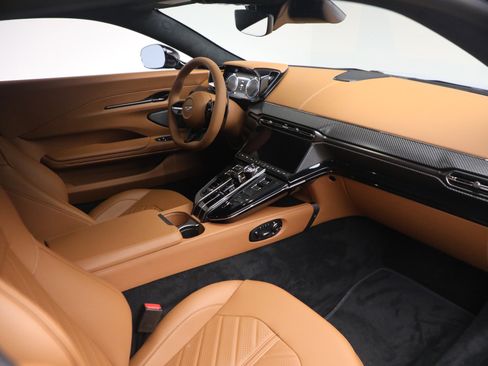 New 2026 Aston Martin V8 Vantage S RWD image 18