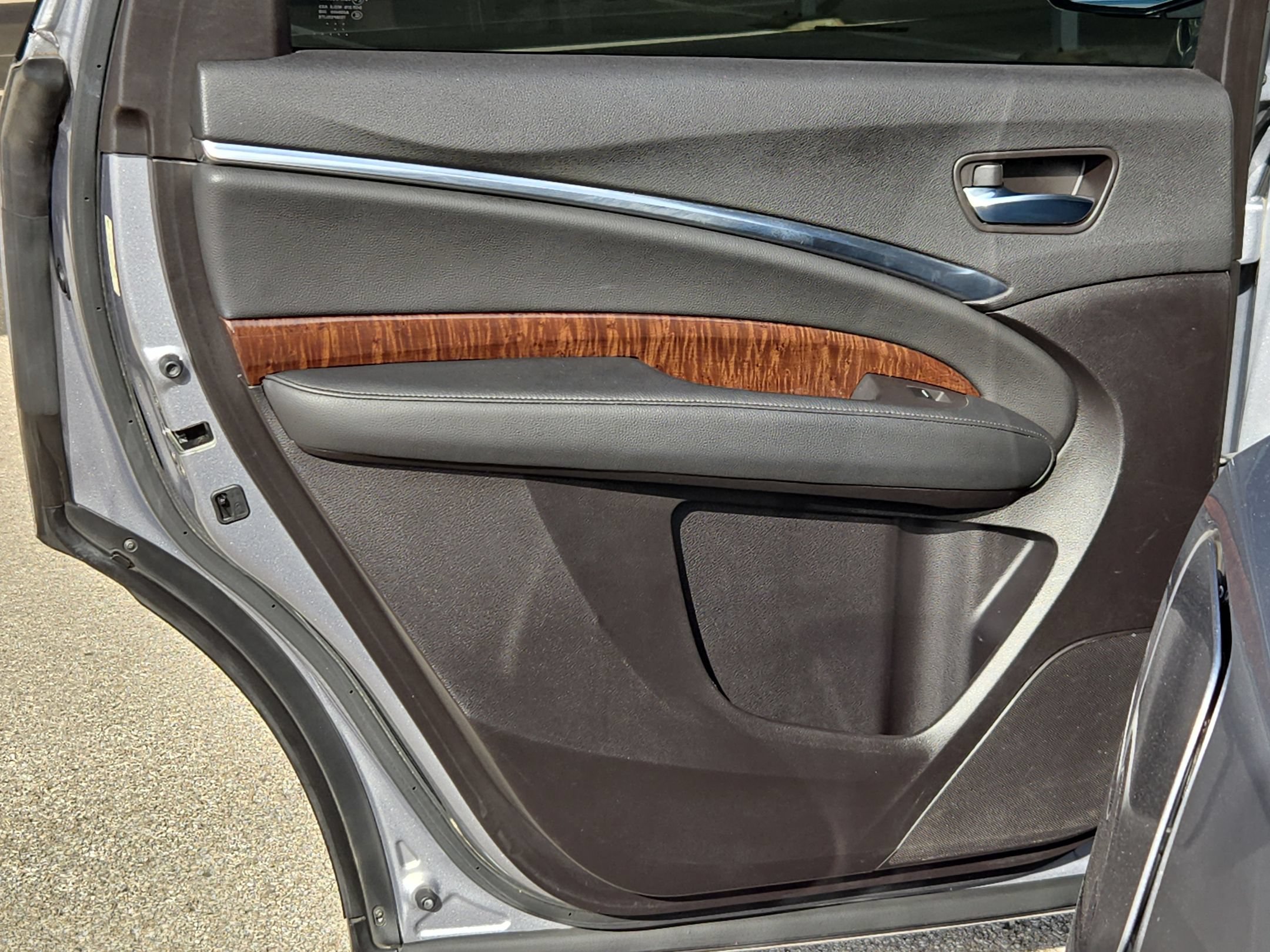 Used 2017 Acura MDX w/ Technology Package FWD image 14