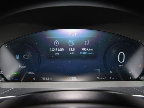 Used 2025 Ford Escape Platinum w/ Premium Technology Package image 11