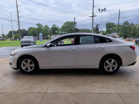 Used 2024 Chevrolet Malibu LS w/ Driver Confidence Package FWD image 5