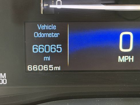 Used 2019 Cadillac XT5 FWD image 30