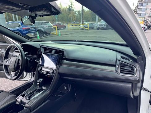 Used 2019 Honda Civic Sport image 14