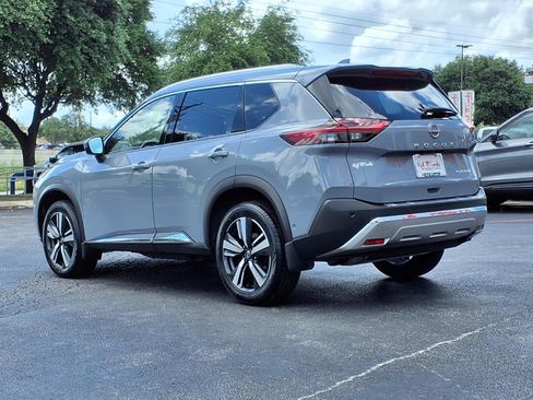 Used 2023 Nissan Rogue Platinum w/ Platinum Premium Package FWD image 8