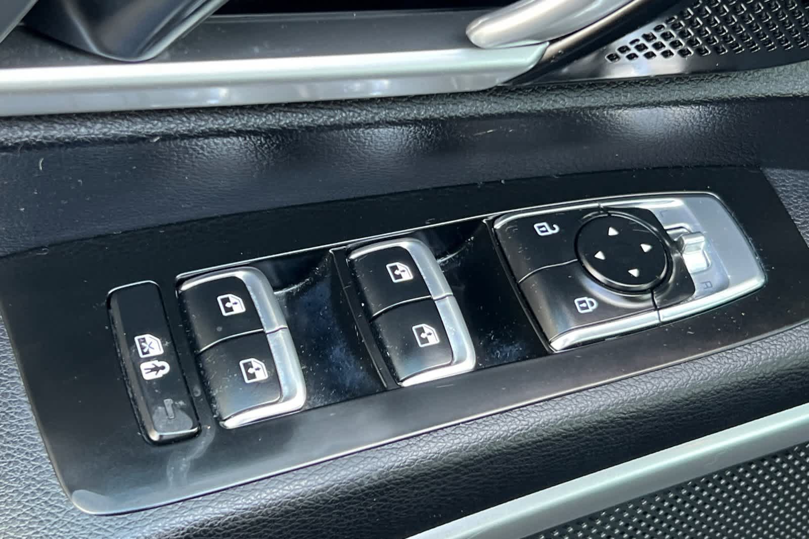 Used 2022 Kia Telluride LX AWD/4WD image 13