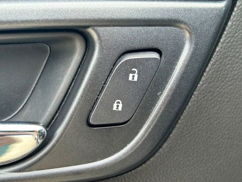 Used 2017 Chevrolet Tahoe Premier image 27