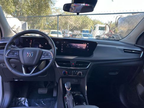 Used 2025 Buick Encore GX Preferred image 27