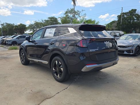 New 2026 Kia Sportage LX FWD image 6