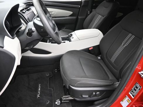 Certified 2023 Hyundai Tucson SEL AWD/4WD image 17