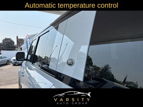 Used 2023 Land Rover Defender 110 V8 image 18