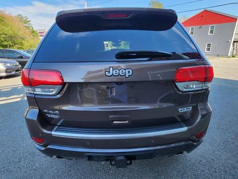 Used 2018 Jeep Grand Cherokee Limited AWD/4WD image 6