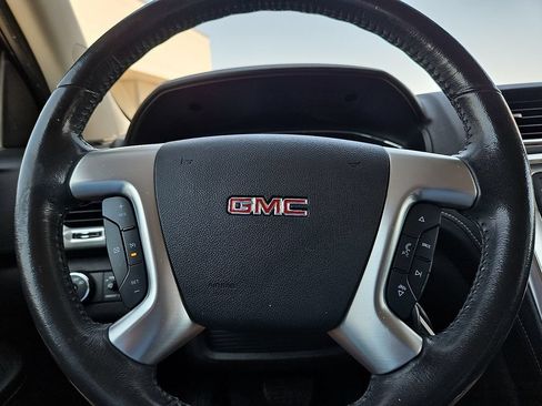 Used 2016 GMC Acadia SLT AWD/4WD image 30