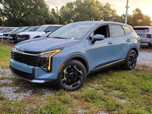 New 2027 Kia Sportage S FWD image 1
