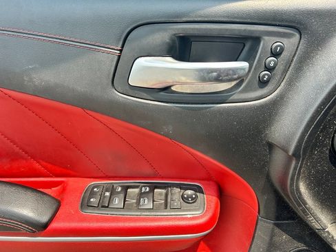Used 2019 Dodge Charger Scat Pack w/ Plus Group RWD image 21