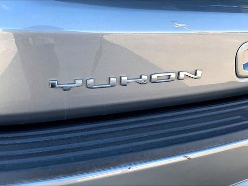 Certified 2023 GMC Yukon Denali w/ Denali Reserve Package image 31