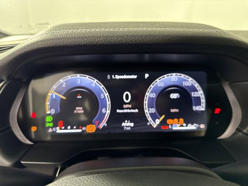 New 2025 Jeep Grand Cherokee L Limited w/ Black Appearance Package image 16