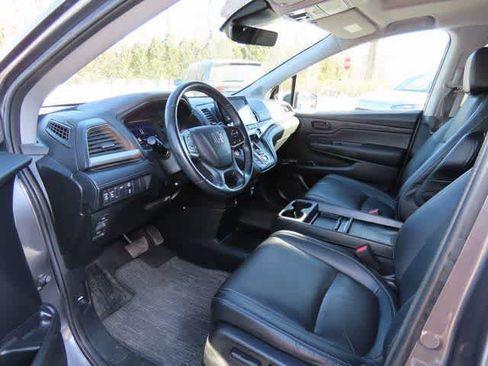 Certified 2023 Honda Odyssey EX-L image 2