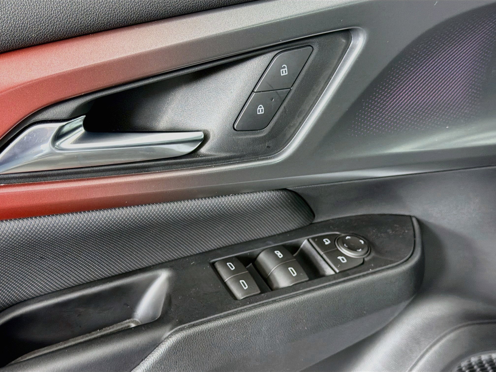 Used 2026 Chevrolet Equinox EV RS FWD image 15
