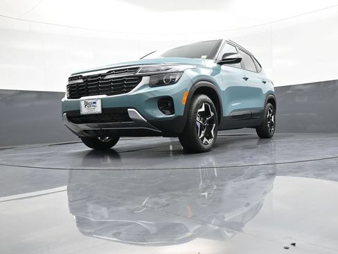 Certified 2025 Kia Seltos S AWD/4WD image 25