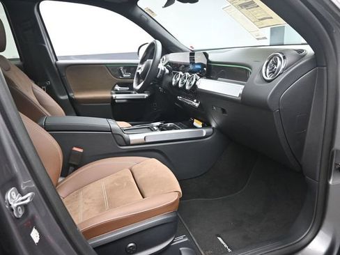 New 2026 Mercedes-Benz GLB 250 image 29
