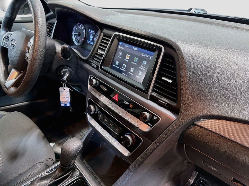 Used 2019 Hyundai Sonata ECO FWD image 25