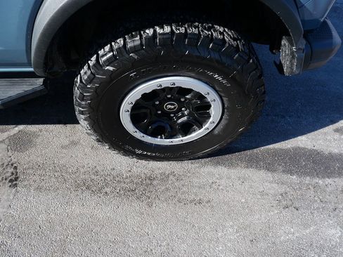 Used 2021 Ford Bronco Badlands image 40