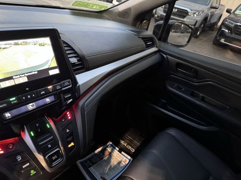 Certified 2024 Honda Odyssey Sport image 24
