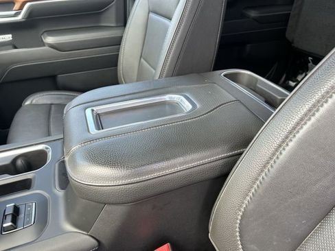 Used 2022 GMC Sierra 1500 Denali AWD/4WD image 19