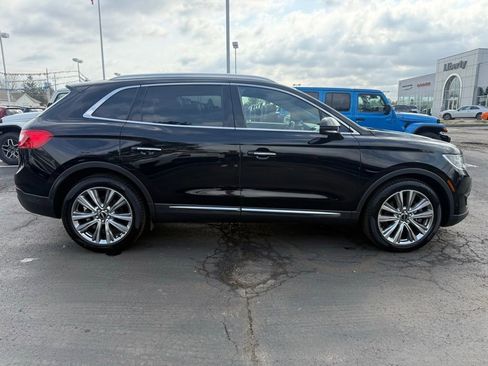 Used 2018 Lincoln MKX Reserve w/ Driver Assistance Package AWD/4WD image 2