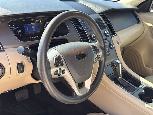 Used 2019 Ford Taurus SE FWD image 23