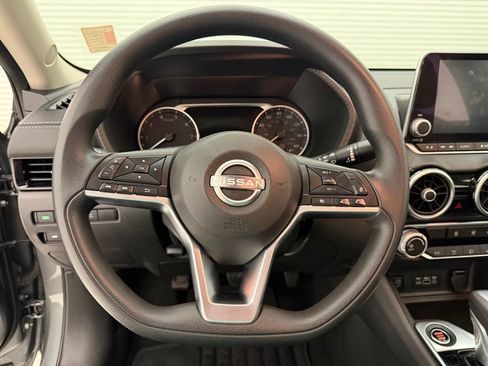 Used 2024 Nissan Sentra SV image 25