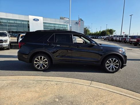 New 2026 Ford Explorer ST-Line RWD image 12