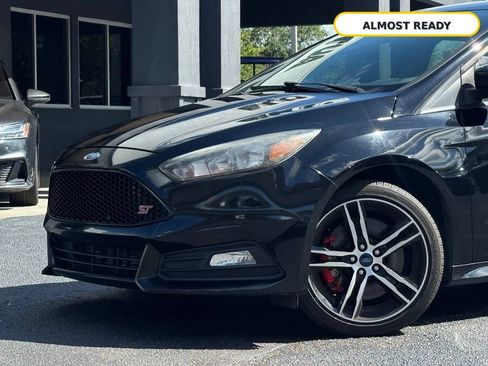Used 2017 Ford Focus ST FWD image 2